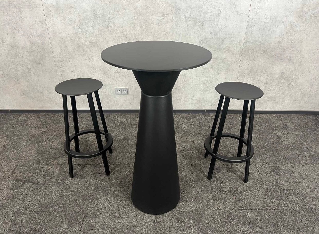 Design Barset: Inclass Essens Tafel + 2x HAY Revolver, Huis en Inrichting, Barkrukken, Ophalen, Gebruikt