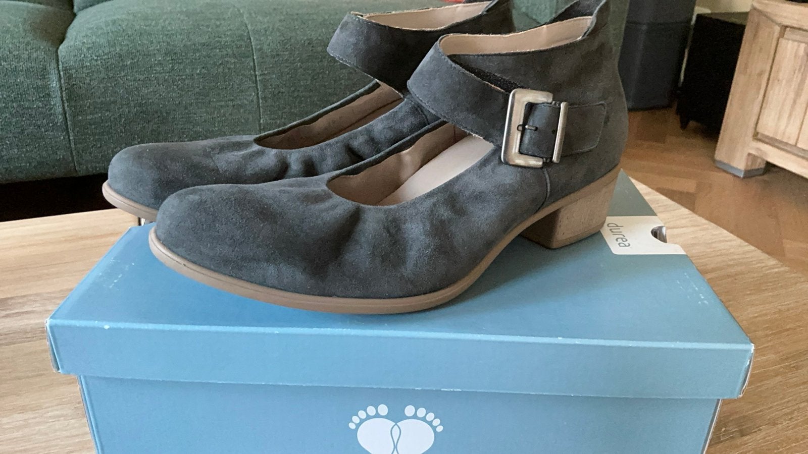 Durea schoenen maat 40,5 H met laag hakje, Schoenen met lage hakken, Ophalen of Verzenden, Zo goed als nieuw, Grijs