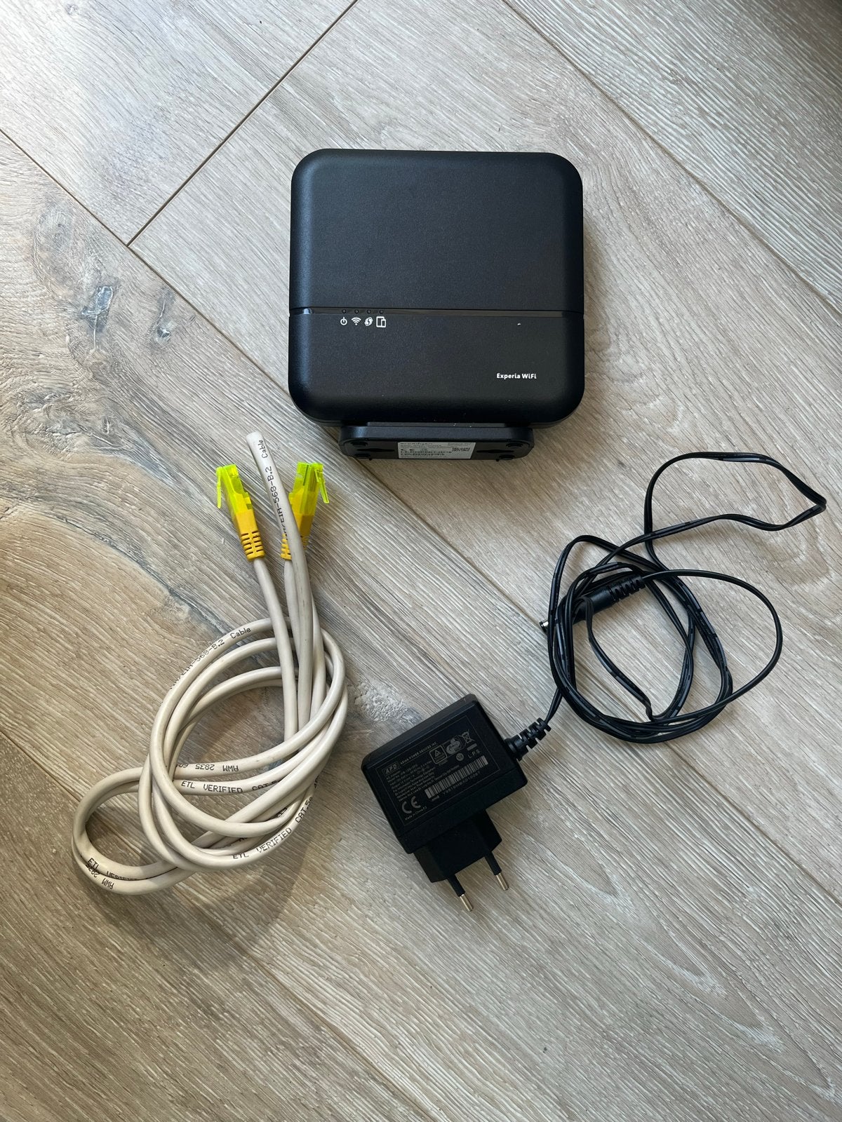KPN Experia WiFi versterker set nieuw booster/expander set, Computers en Software, Routers en Modems, Ophalen of Verzenden, Gebruikt