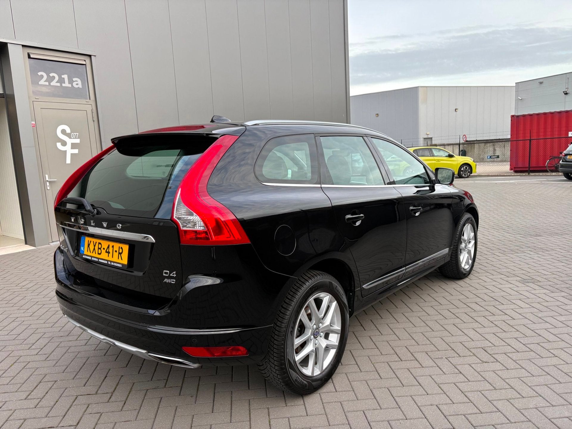 Volvo XC60 2.4 D4 Polar+, Auto's, Dealer onderhouden, Gebruikt, 190 pk, 2000 kg