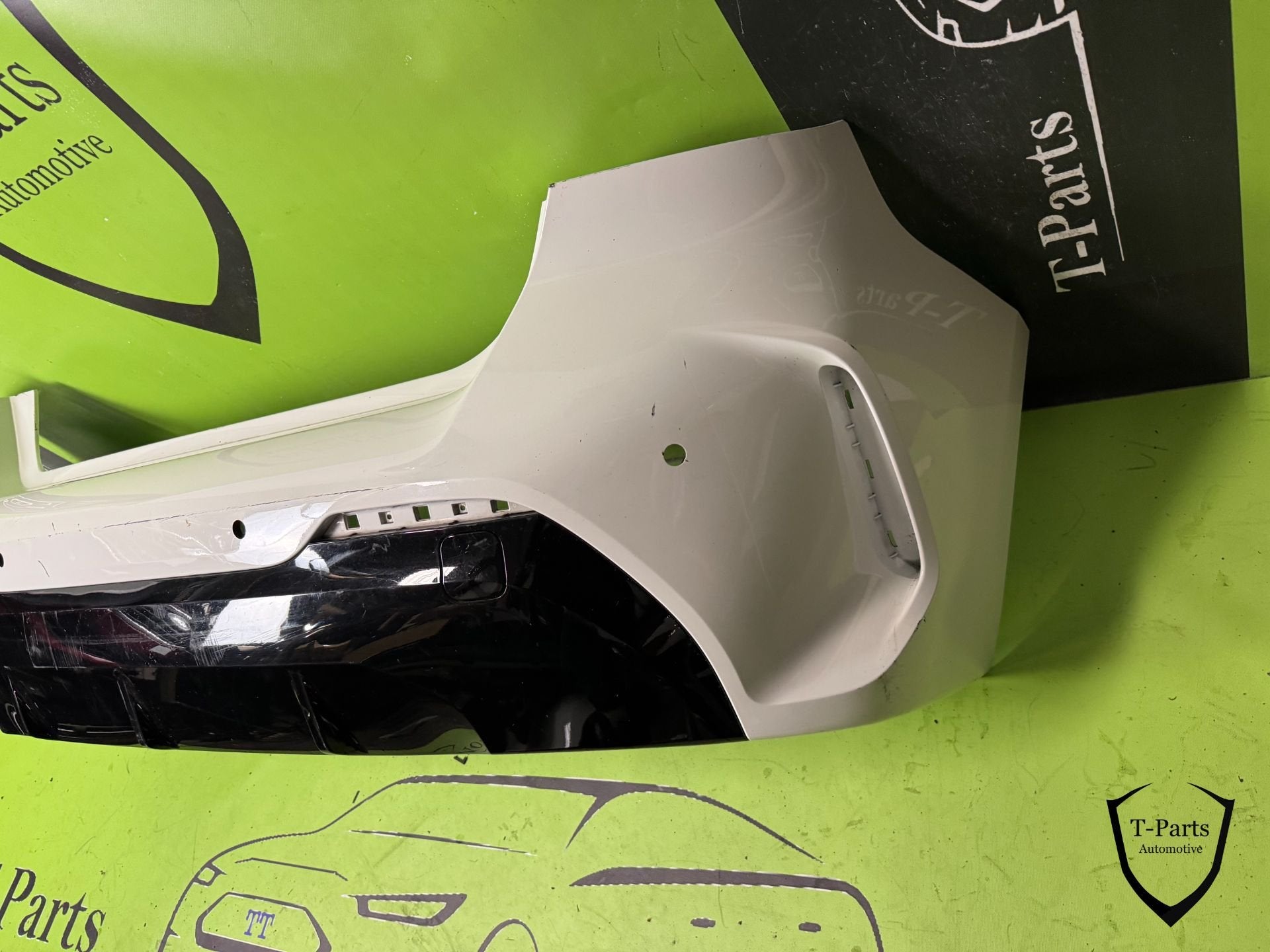 bmw 1 serie F40 achterbumoer bumper M PAKKET, Petuelring 130
80788  Munich, DE, Gebruikt, Info@bmw.de, Ophalen of Verzenden