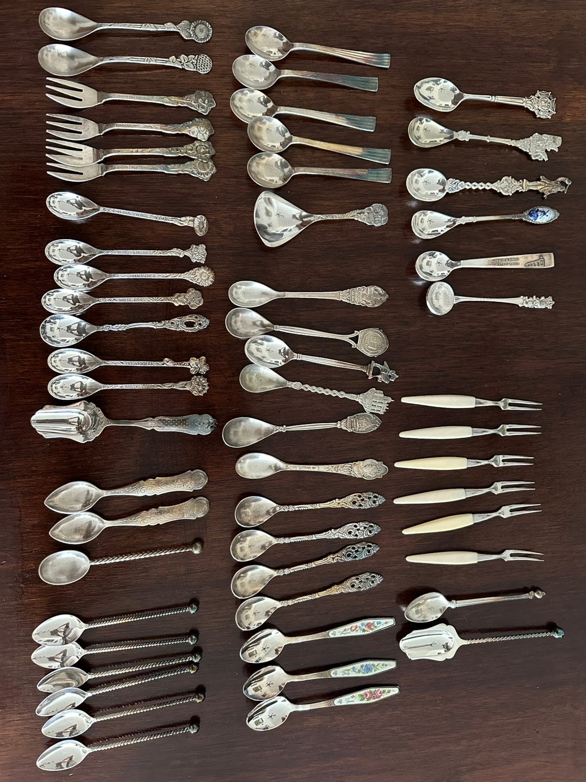 Diverse lepeltjes en vorkjes, Ophalen