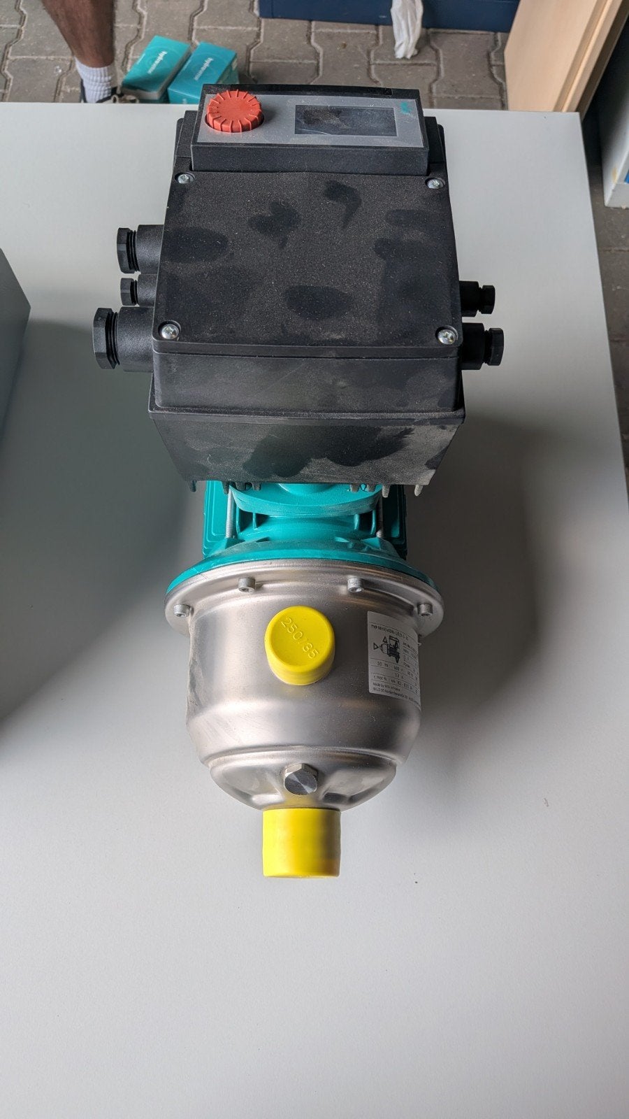 Wilo MHIE 403N Centrifugaalpomp / Drukverhogingspomp, Ophalen of Verzenden, Elektromotor
