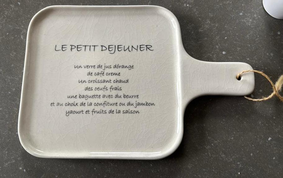 Riviera Maison- Le Petit Déjeuner Serveerplank, Gebruikt, Ophalen of Verzenden, Bord(en), Effen
