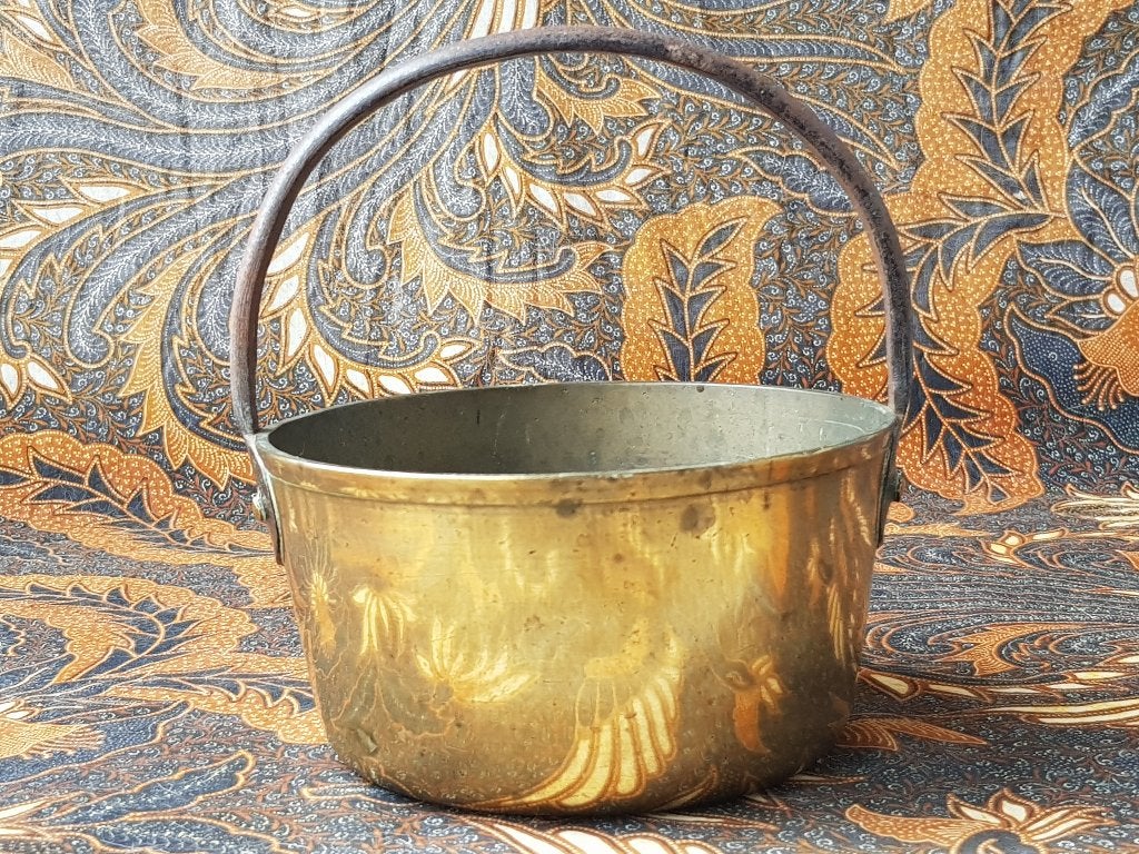 Mooie zware antieke kookpot uit Engeland van koper 16,6 cm., Ophalen of Verzenden, Koper