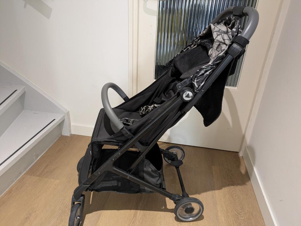 Topmark buggy met Maxi Cosi adapters en accessoires, Ophalen