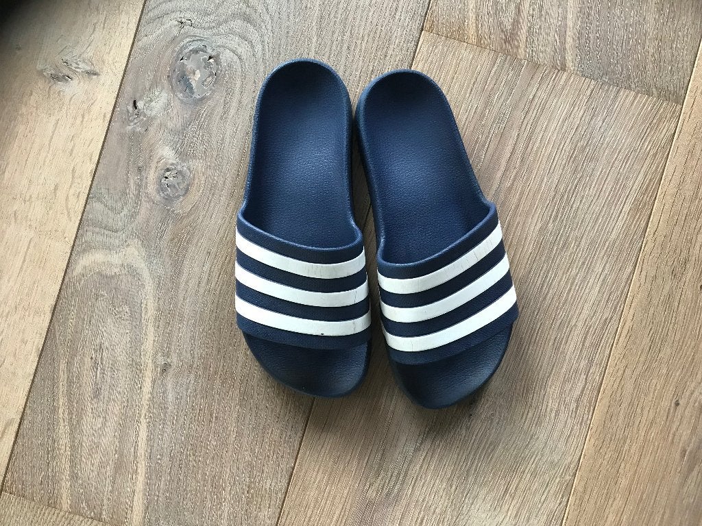 Badslippers van Adidas, Adidas, Gebruikt, Jongen of Meisje, Overige typen