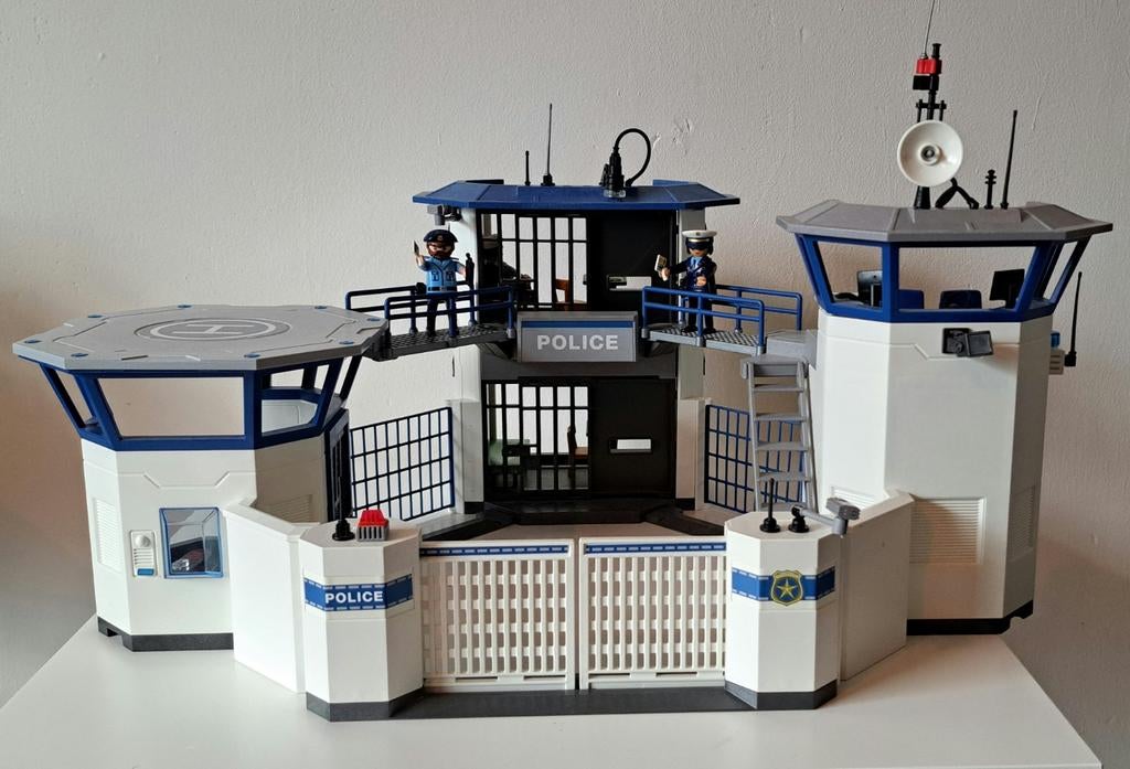 Playmobil city action politiebureau en gevangenis, Ophalen, Zo goed als nieuw