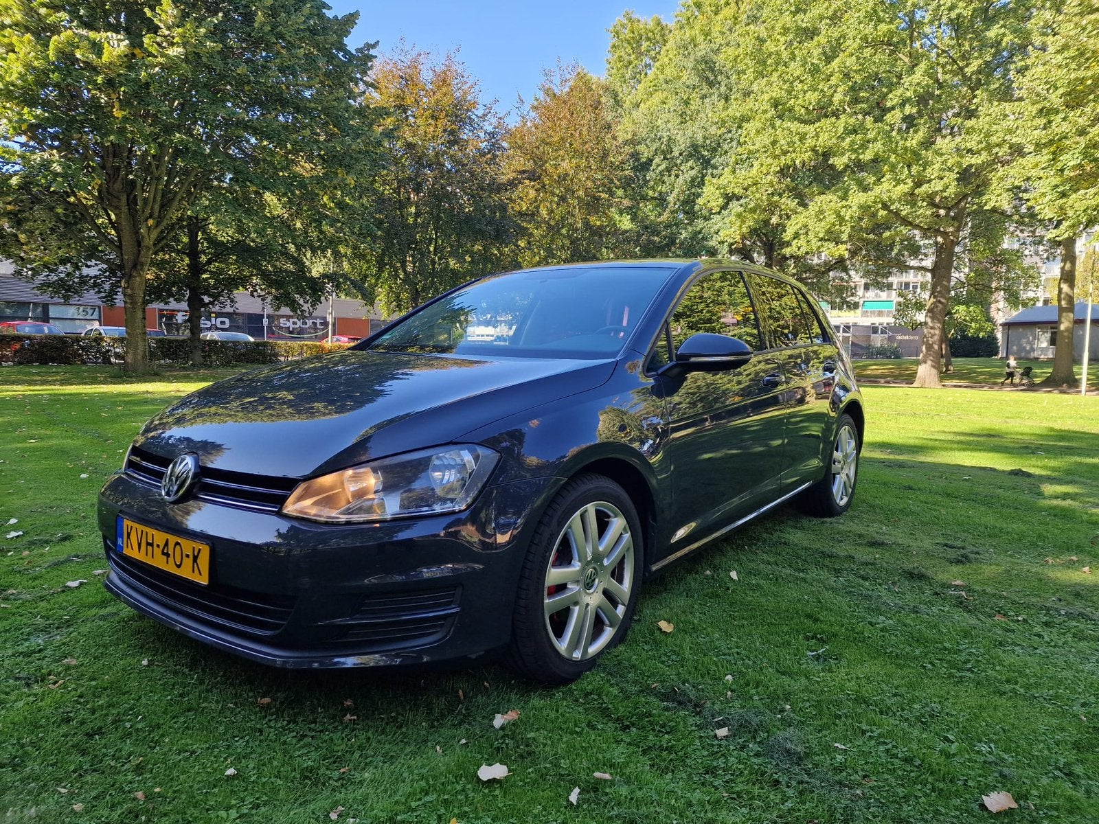 Volkswagen Golf 1.2 TSI 85pk BMT 5D 2016 Grijs, Voorwielaandrijving, Stof, Parkeersensor, Zwart