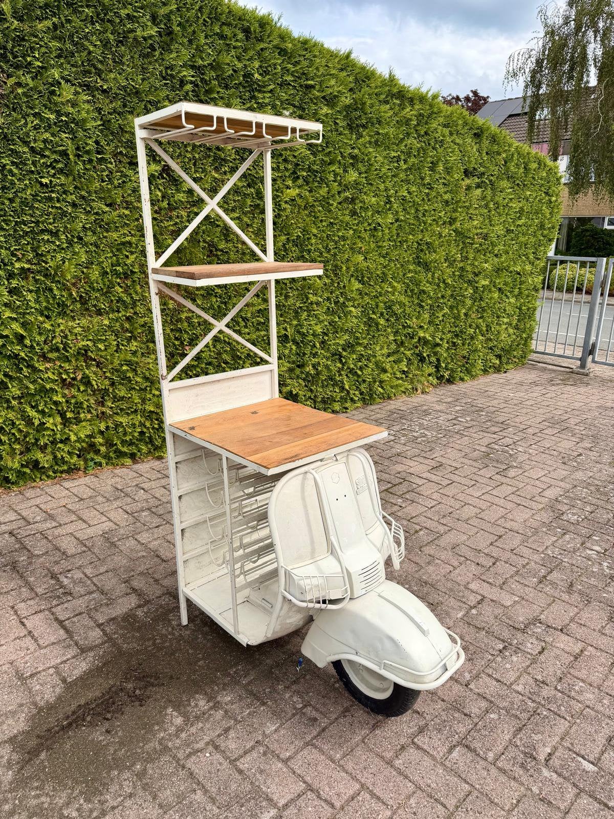 Scooter drank en  wijnbar, Ophalen, Zo goed als nieuw