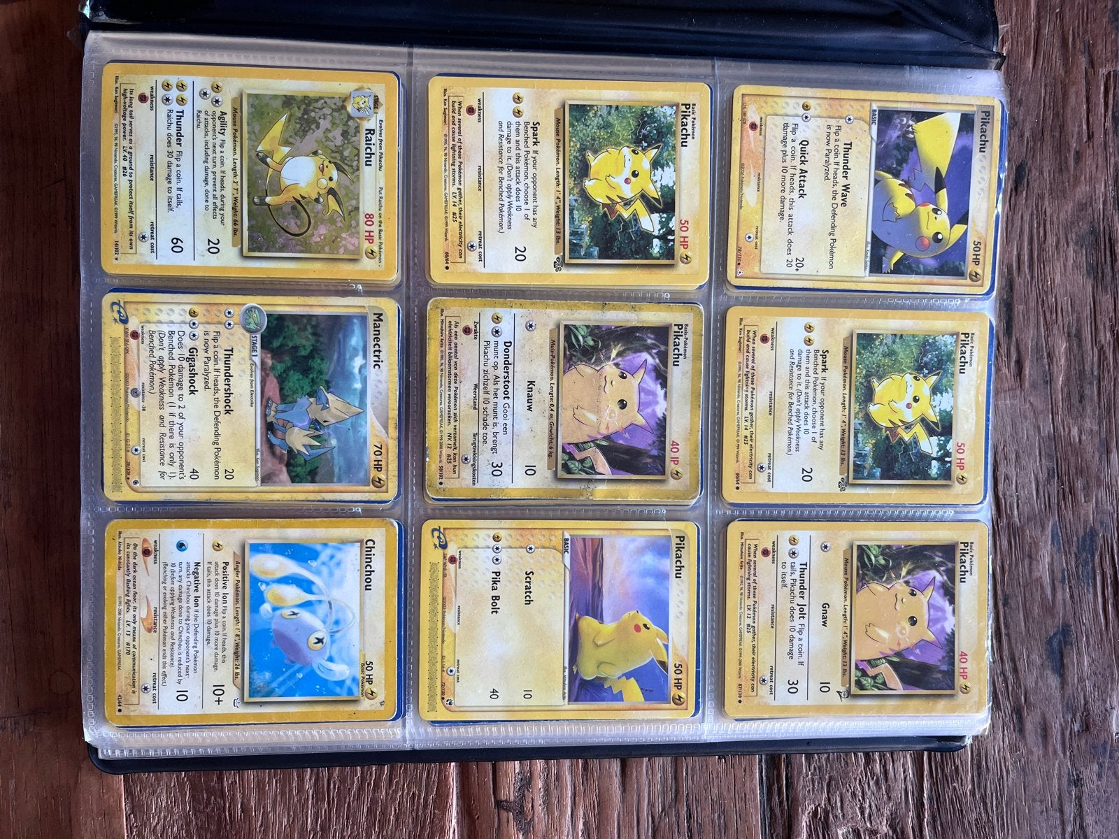 Grote verzameling vintage Pokémon kaarten in map