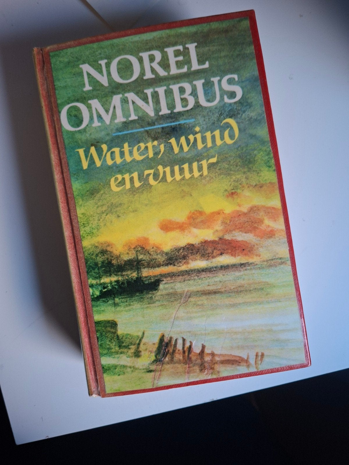Norel,K - Water wind en vuur, Ophalen of Verzenden, Gelezen, K. Norel