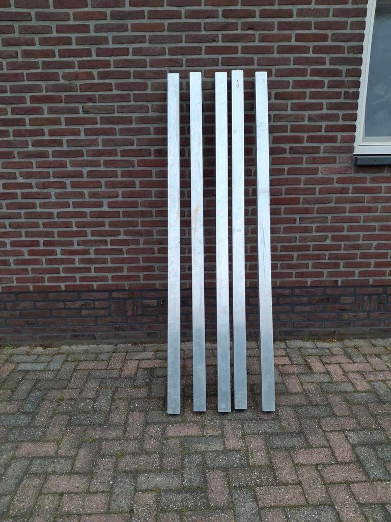 Aluminium kokers, Ophalen, Zo goed als nieuw, Aluminium