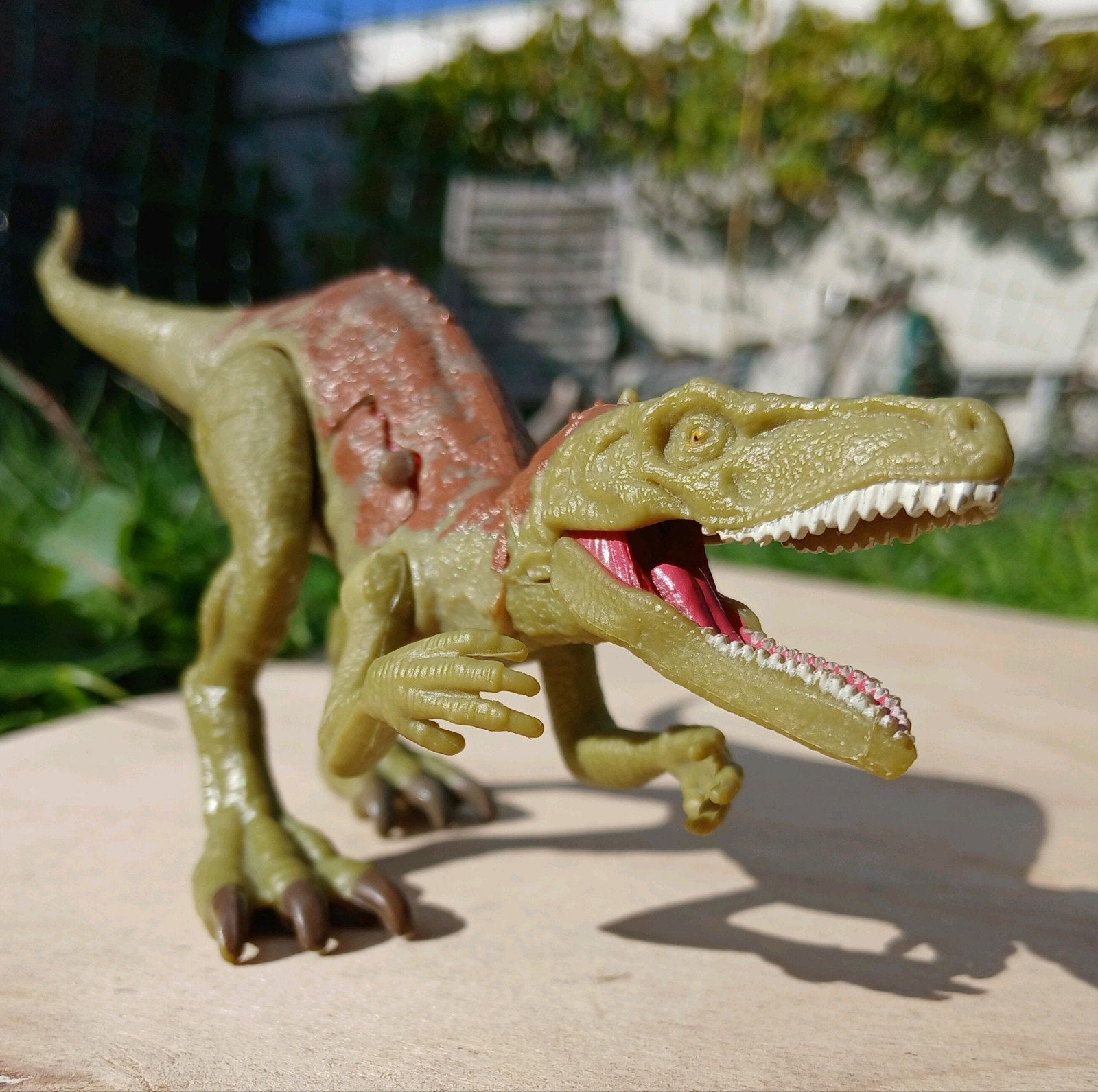 Mattel Jurassic World Herrerasaurus Battle Damage dino park, Kinderen en Baby's, Ophalen of Verzenden, Zo goed als nieuw