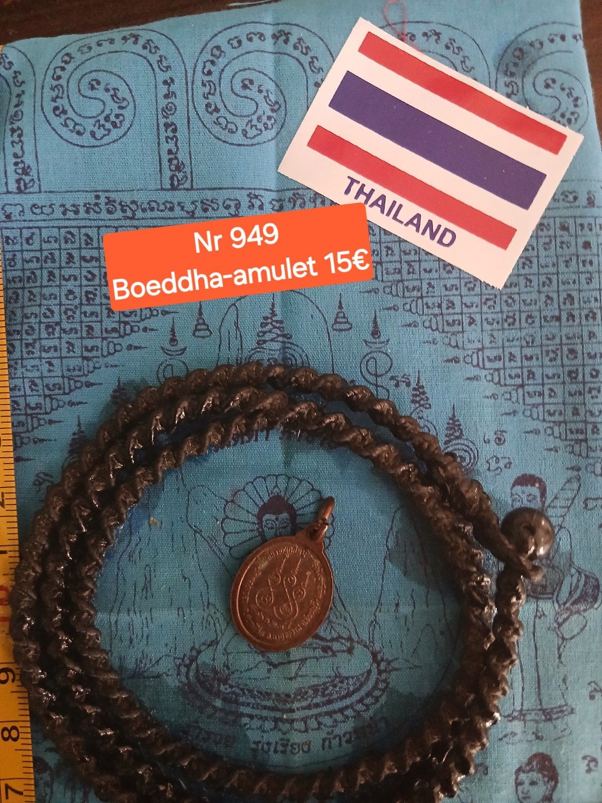 Boeddha-amulet met ketting uit Thailand, Antiek en Kunst, Antiek | Religie, Verzenden