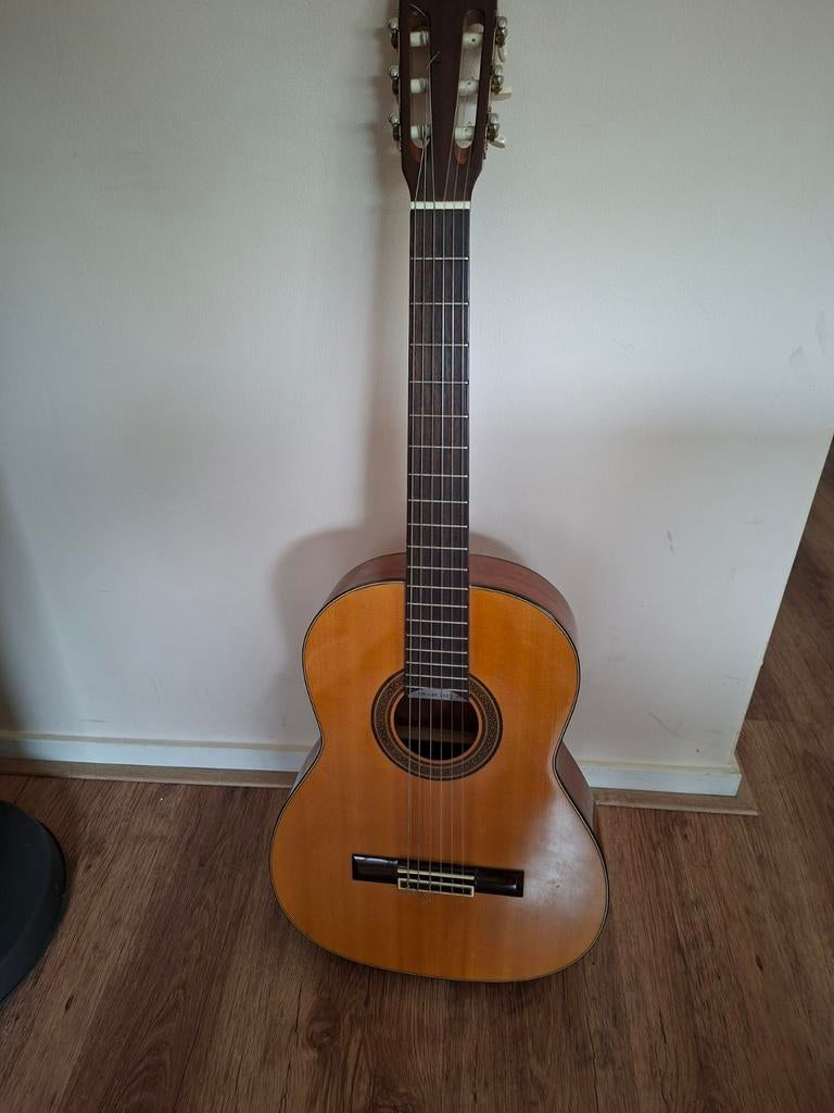 Gitaar merk aria, Ophalen of Verzenden, Zo goed als nieuw, Klassieke of Spaanse gitaar