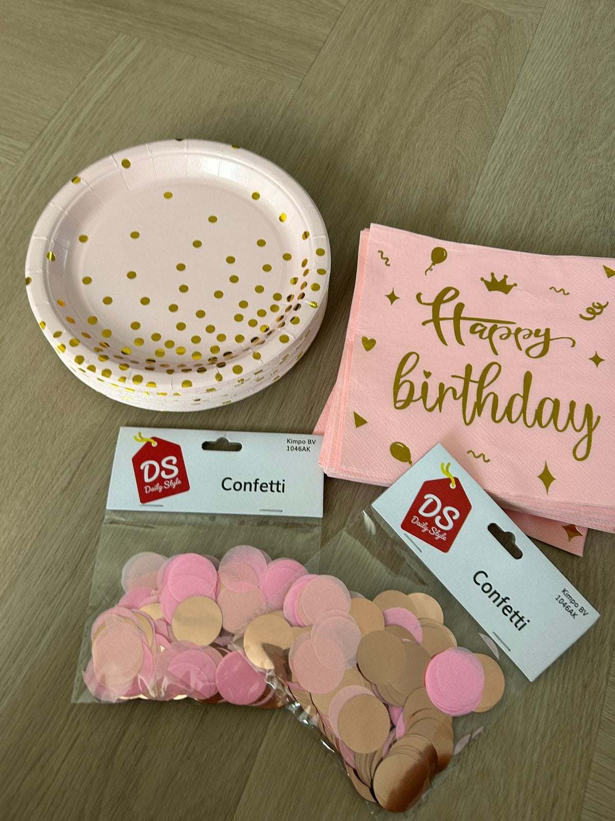 Servetten bordjes confetti roze, Ophalen of Verzenden, Zo goed als nieuw, Versiering, Verjaardag