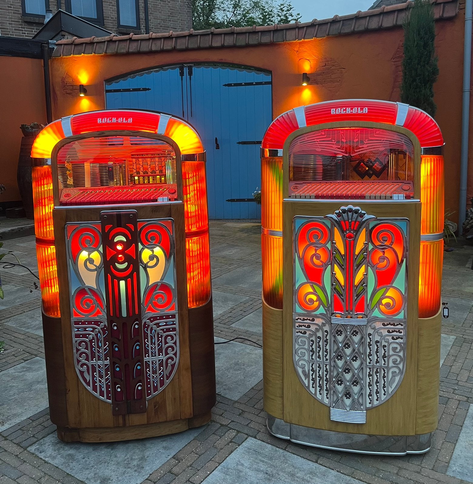 Foto 4 van Rockola 1422 & 1426 , Completely Rebuild with Bluetooth