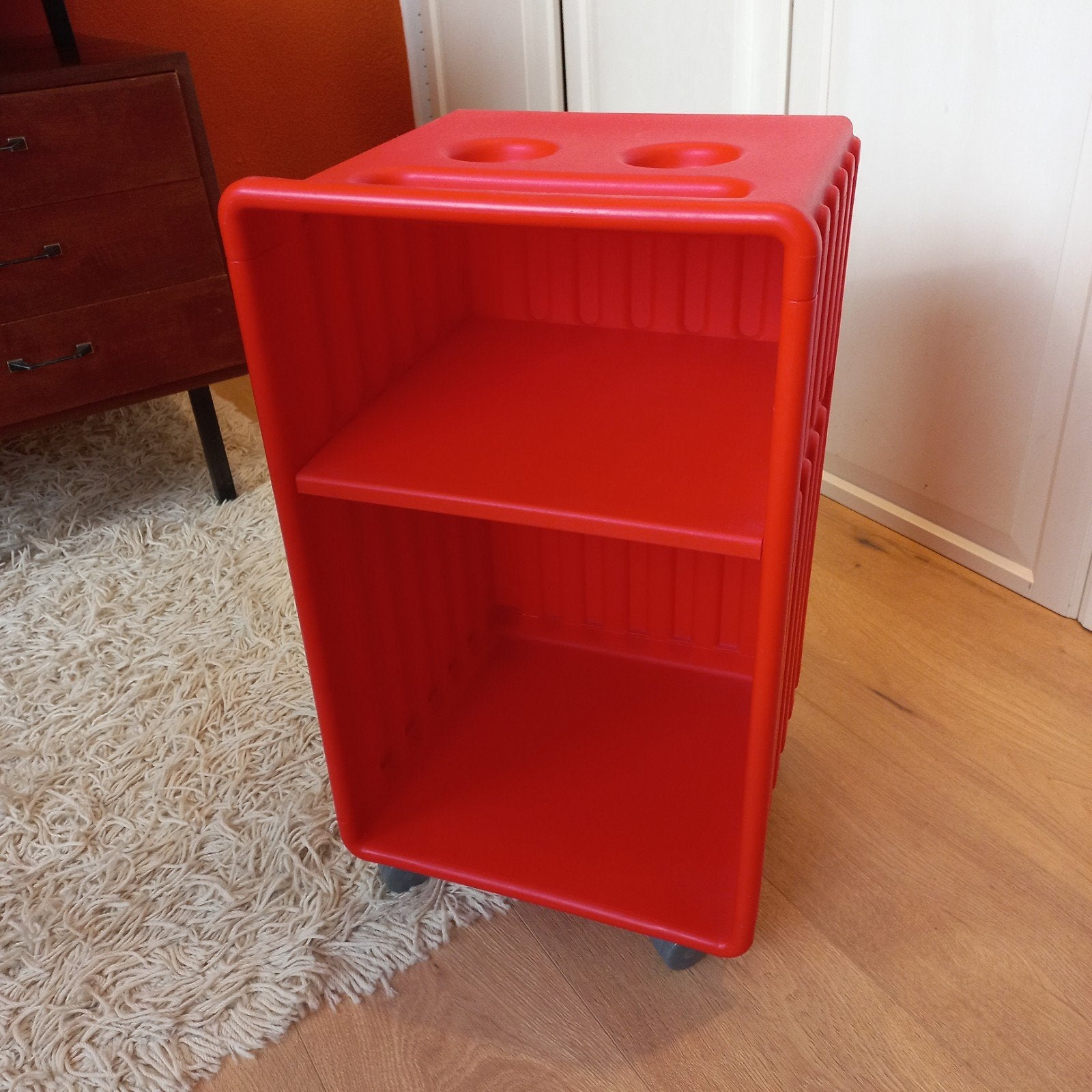 Vintage rood kastje op wielen (IKEA Didrik), Ophalen, Gebruikt