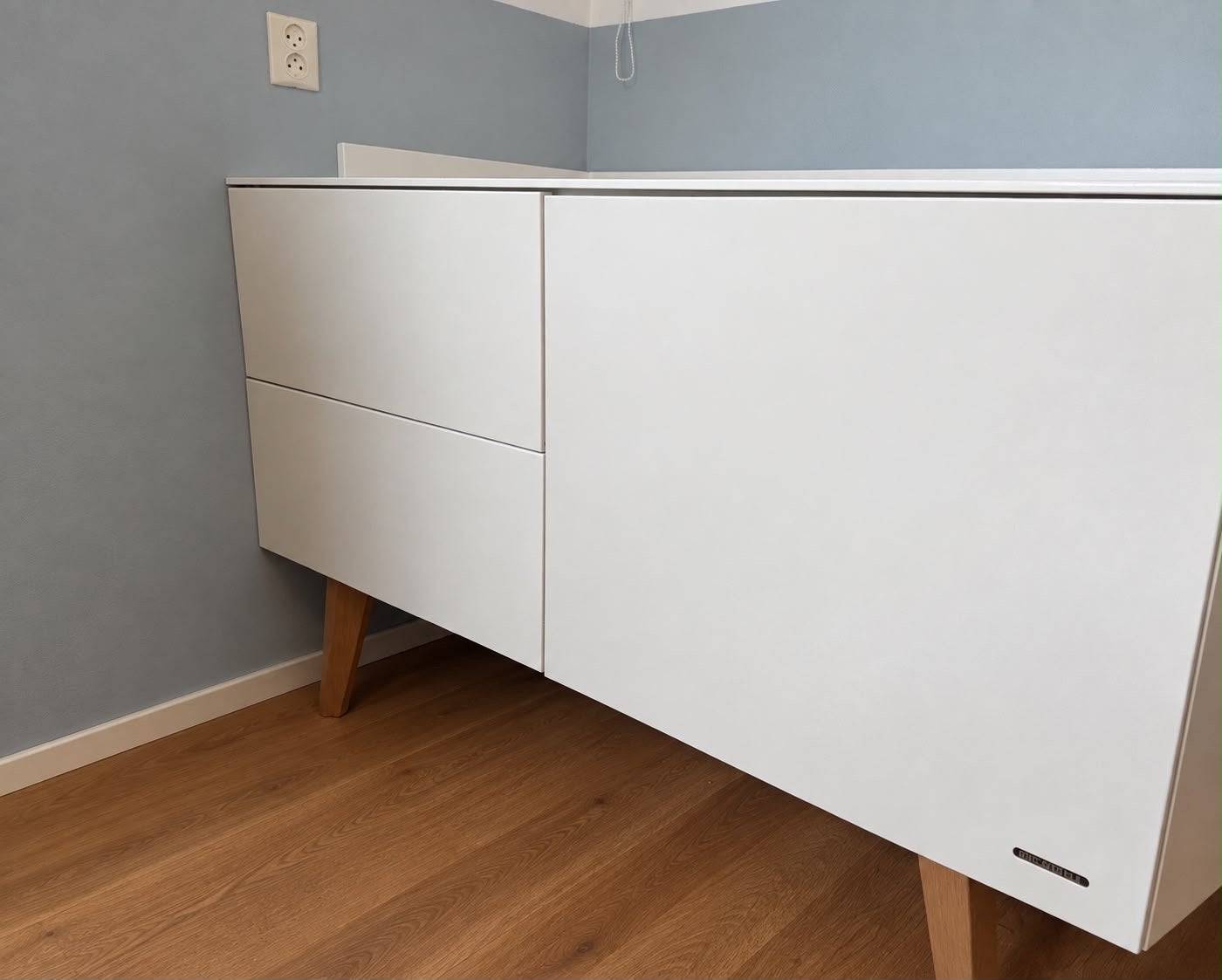 Kidsmill Sixties complete babykamer Wit Mat / Naturel eiken, Ophalen, Zo goed als nieuw, Jongetje of Meisje