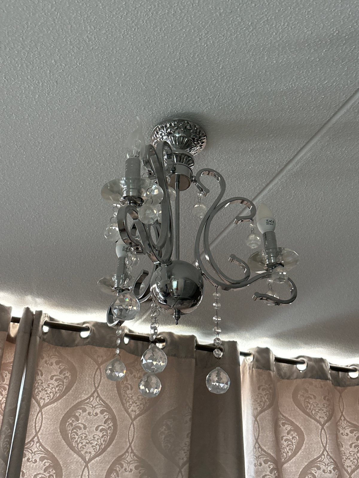 Prachtige chique lamp met kristallen details, Ophalen, Zo goed als nieuw, Metaal, E14 (klein)