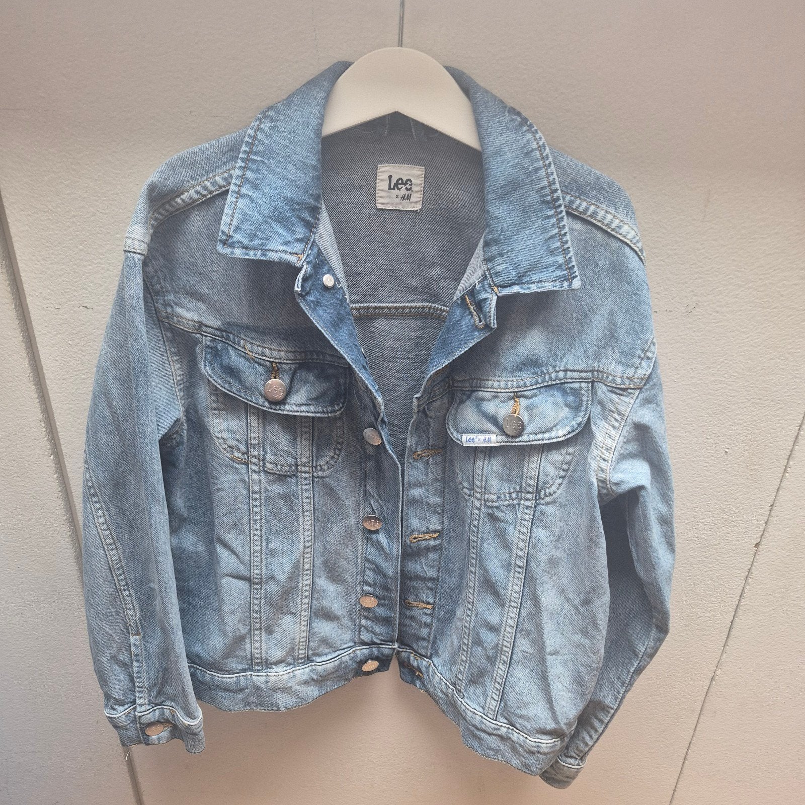 Spijkerjas spijkerjack jongen Lee X H&M maat 140, Kinderen en Baby's, Gebruikt, H&M, Ophalen of Verzenden, Jongen