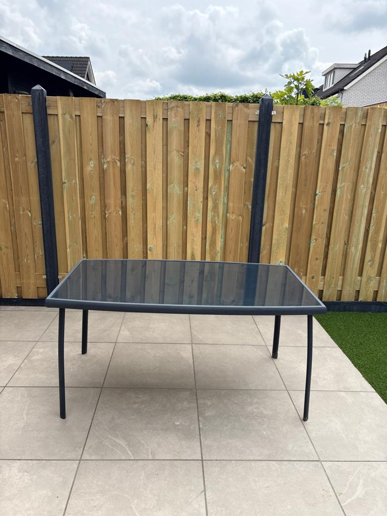 Tuintafel met glasplaat 148x88cm - Jysk, Ophalen, Gebruikt, Rechthoekig, Metaal