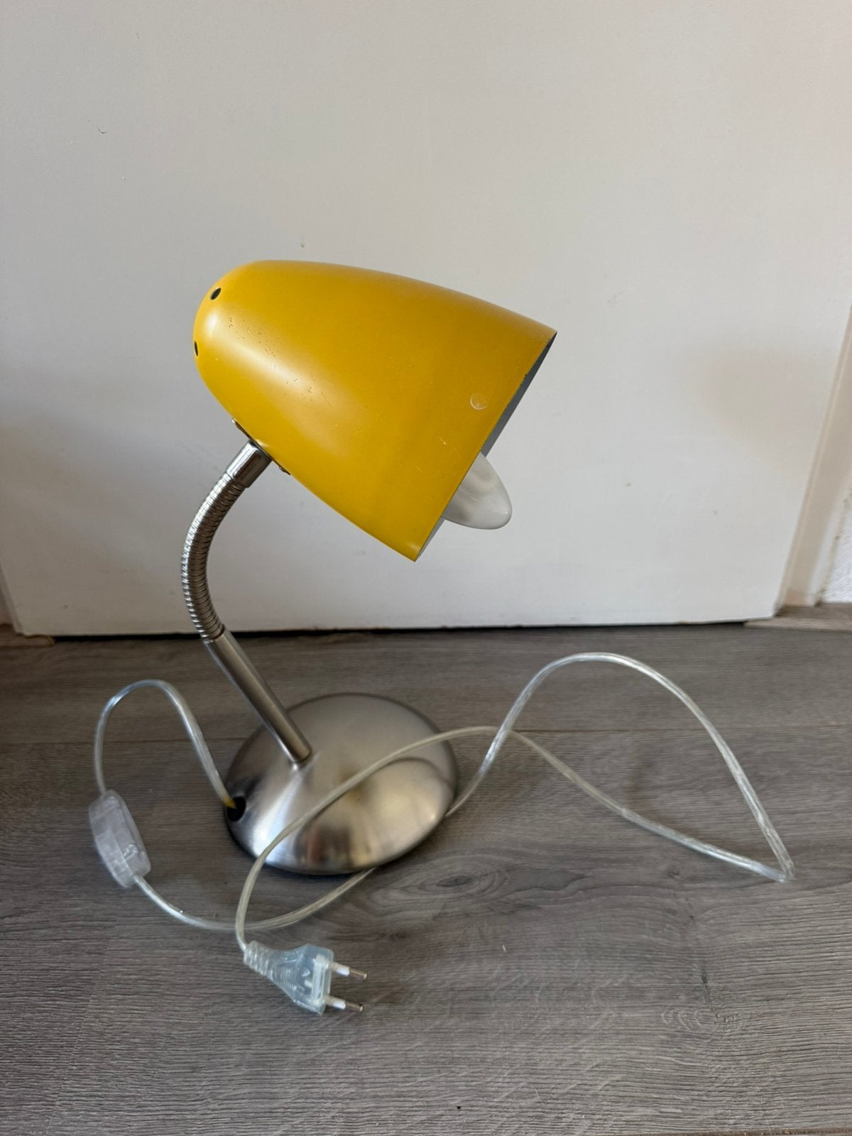 Bureaulamp / tafellamp geel, Geel, Ophalen of Verzenden, Zo goed als nieuw, Bureaulamp