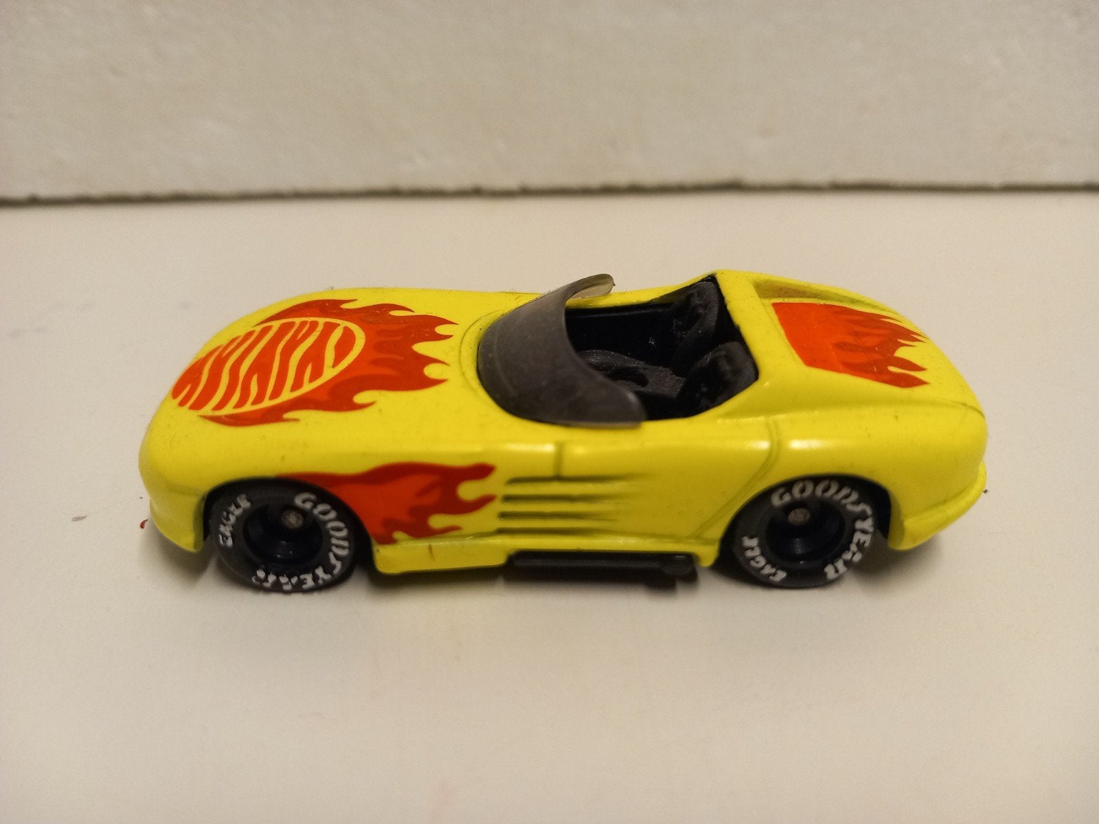 Matchbox Dodge Viper RT10 yellow 1989 Sunburner 3INCH, Ophalen of Verzenden, Zo goed als nieuw