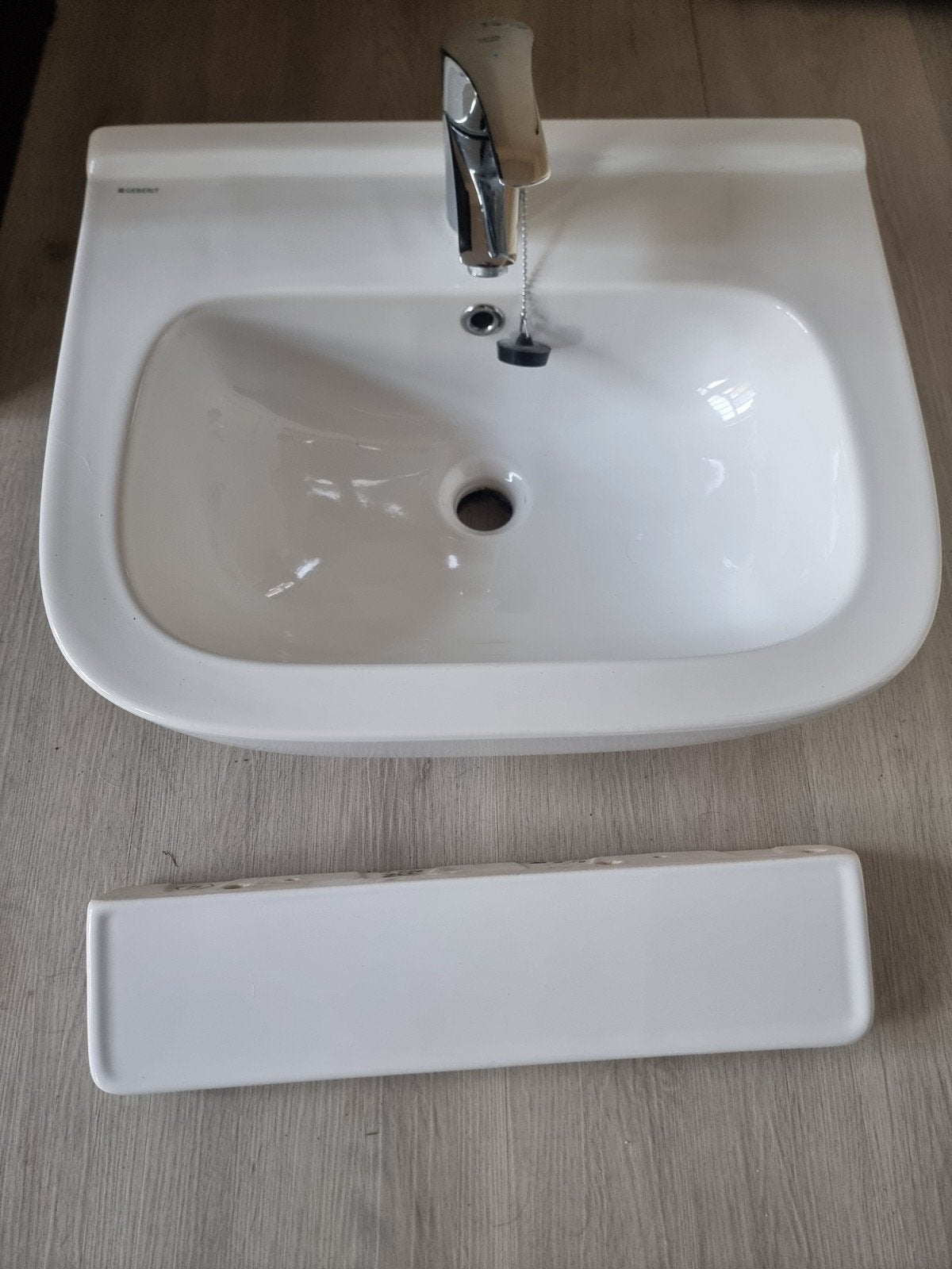 Wastafel  55 cm met planchet, Ophalen, 50 tot 100 cm, Minder dan 100 cm, Wasbak of Wastafel