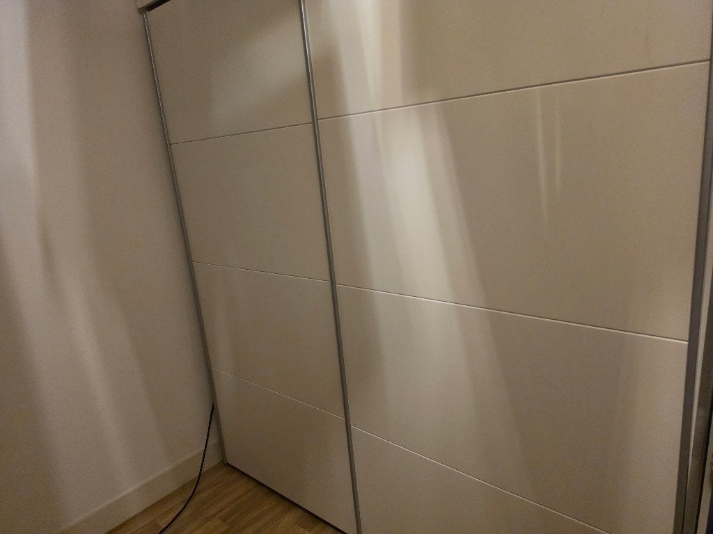 Kledinkast, Ophalen, Met deur(en), Gebruikt, 150 tot 200 cm