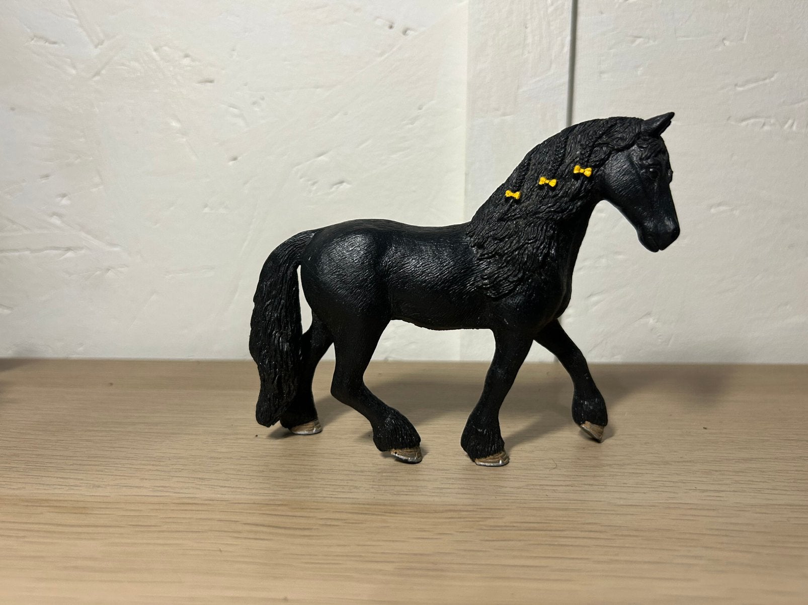 Schleich fries, Verzamelen, Ophalen of Verzenden, Zo goed als nieuw, Paard, Beeldje of Figuurtje