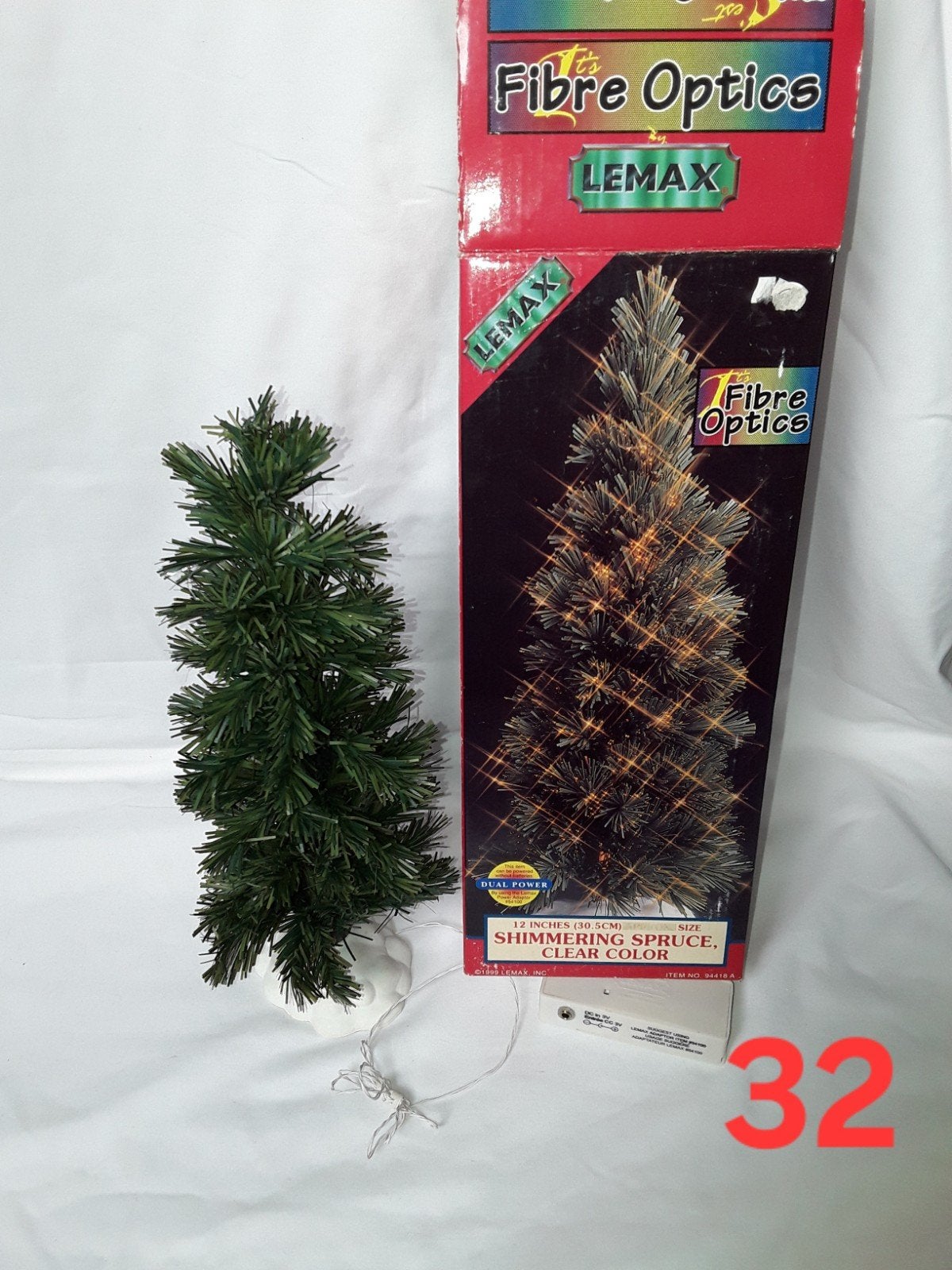 Lemax 94418 a grote kerstboom jaar 1999., Diversen, Kerst, Ophalen of Verzenden