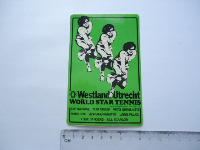 sticker oud World TENNIS Nastase OKKER Louk Sanders retro, Verzenden, Zo goed als nieuw, Bedrijf of Vereniging