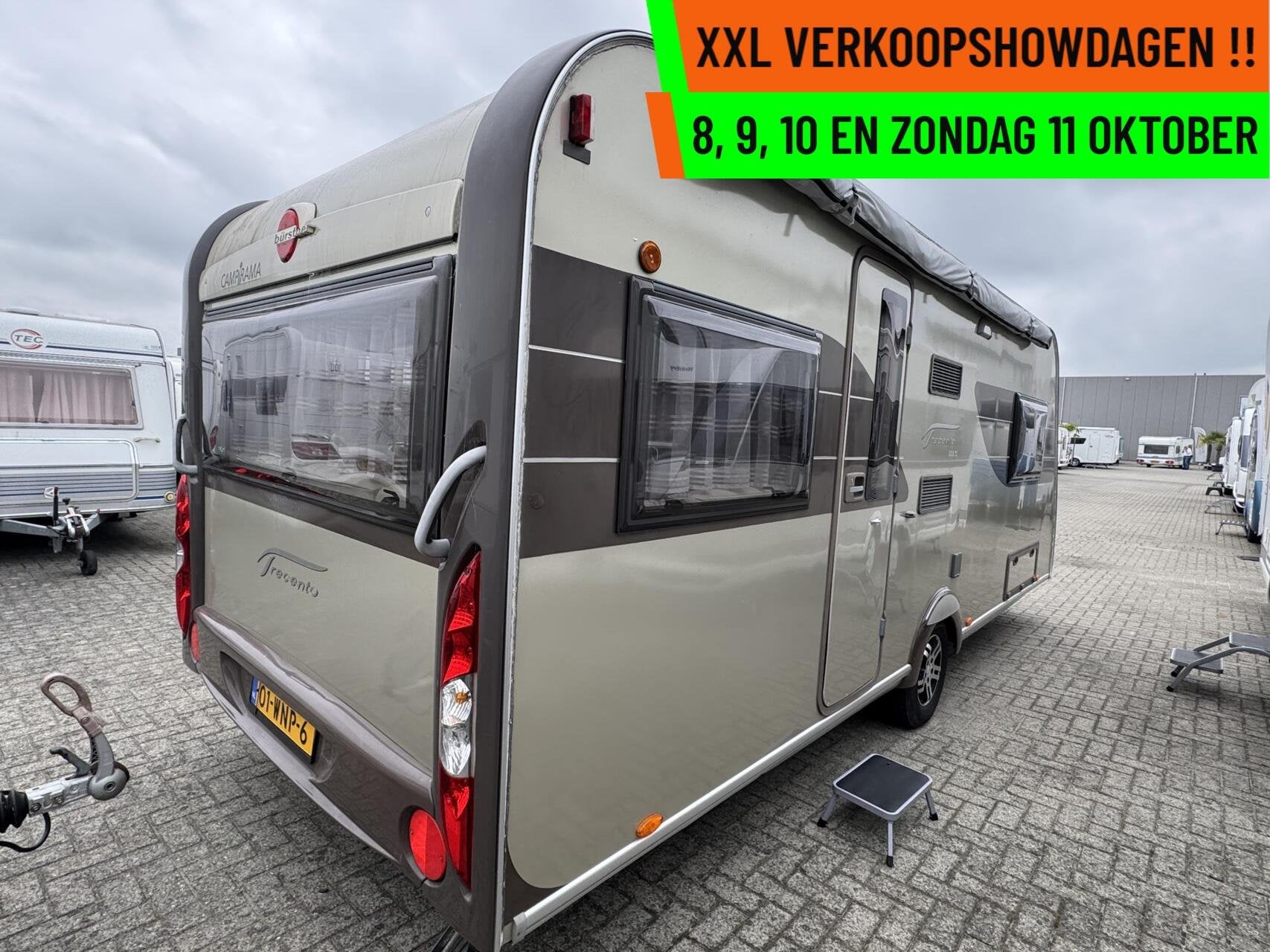Buerstner TRECENTO 525 TL, ENKELE BDEEN, RONDZIT, ZAKLUIFEL, Caravans en Kamperen, Rondzit, 7 tot 8 meter, Bedrijf, Bürstner