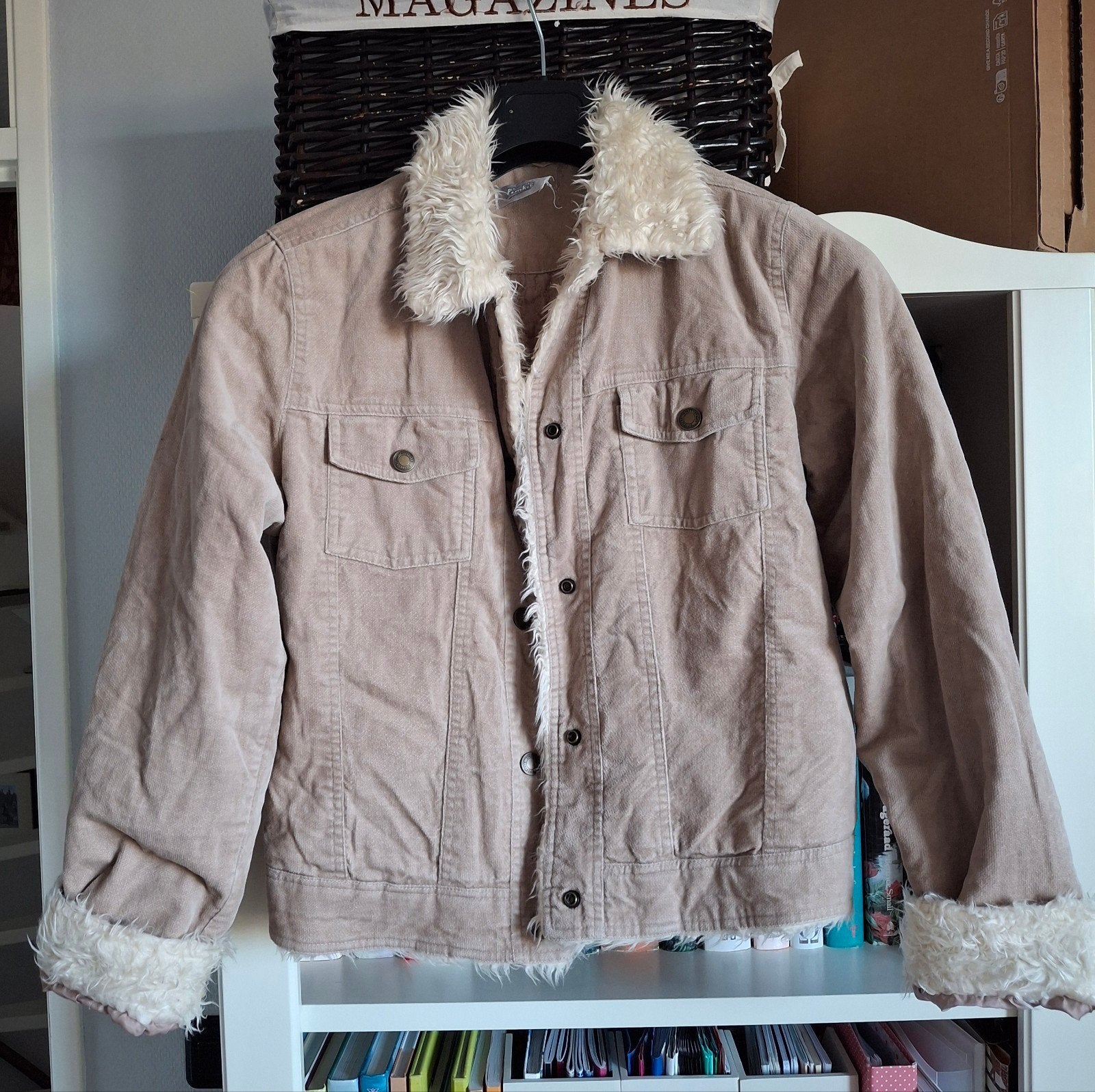 Teddy jack jasje maat M beige carnaval Vastenavend, Ophalen of Verzenden, Zo goed als nieuw, Maat 38/40 (M)