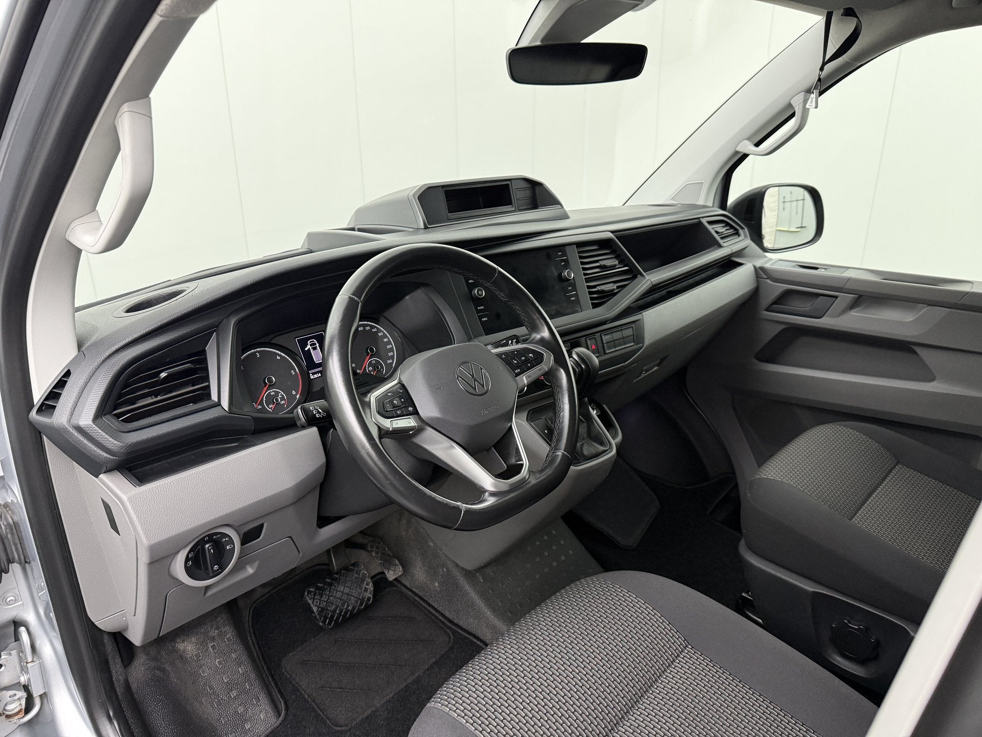 Volkswagen Transporter 2.0TDI 150PK Automaat Lang | werkplaa, Automaat, Stof, Gebruikt, 150 pk