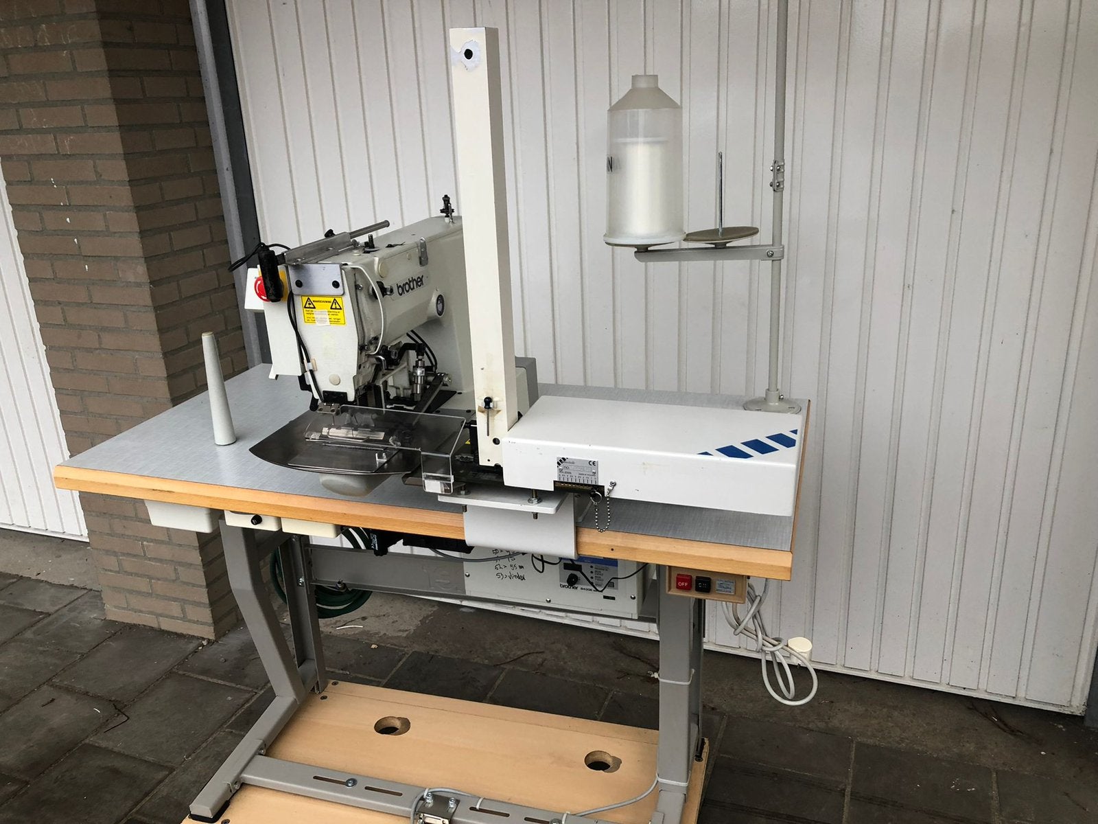 Industrie plooinaaimachine brother, Hobby en Vrije tijd, Naaimachines en Toebehoren, Gebruikt, Ophalen of Verzenden, Naaimachine