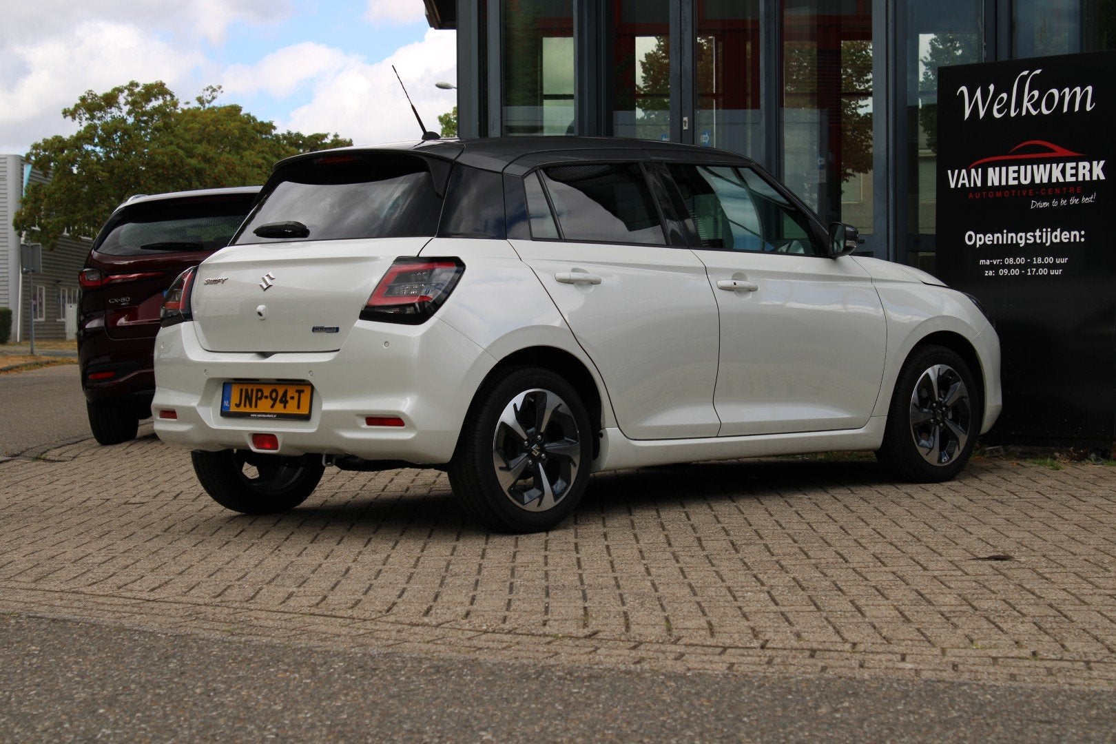 SUZUKI Swift 1.2 Smart Hybrid 83pk CVT Style | CarPlay & And, Auto's, Stof, Gebruikt, Euro 6, Origineel Nederlands