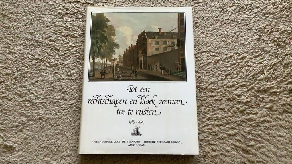 Jubileumboek, 200 jaar kweekschool voor de zeevaart. A’dam, Ophalen of Verzenden, Zo goed als nieuw