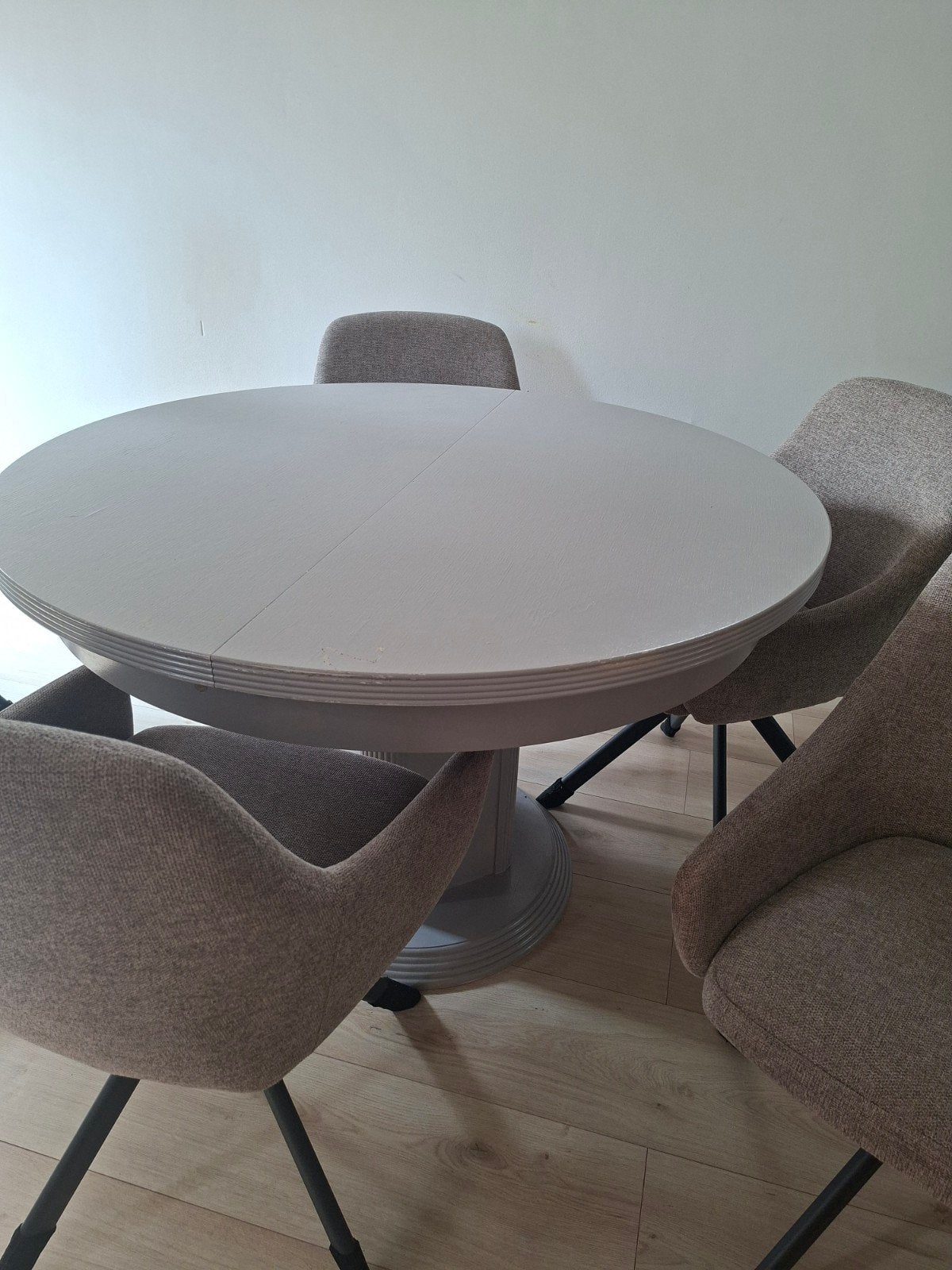 gratis ronde eettafel, Ophalen, Gebruikt, Rond, 100 tot 150 cm