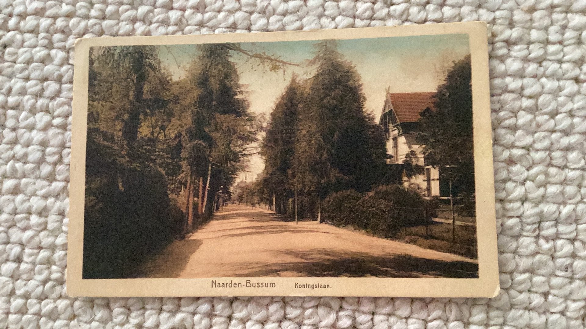 Ansichtkaart Naarden-Bussum Koningslaan begin 1900. 990, Verzamelen, Ophalen of Verzenden, Voor 1920, Gelopen, Noord-Holland