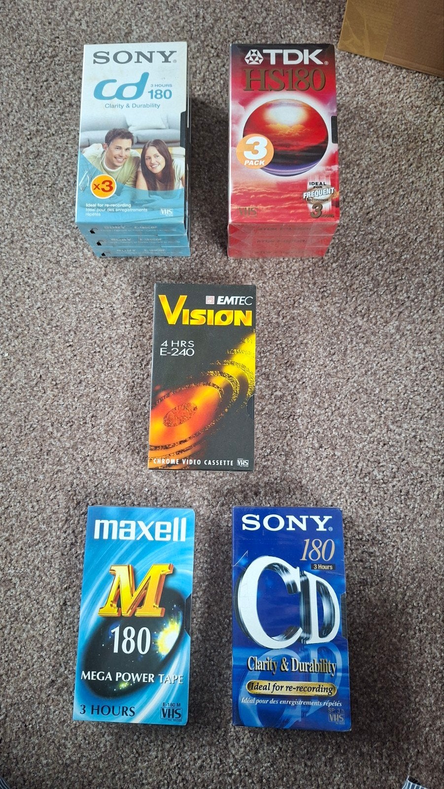 VHS nieuw in seal 8x TDK/Sony/Maxell 180,1x Emtec (Basf) 240, Ophalen of Verzenden, Nieuw, Videoband
