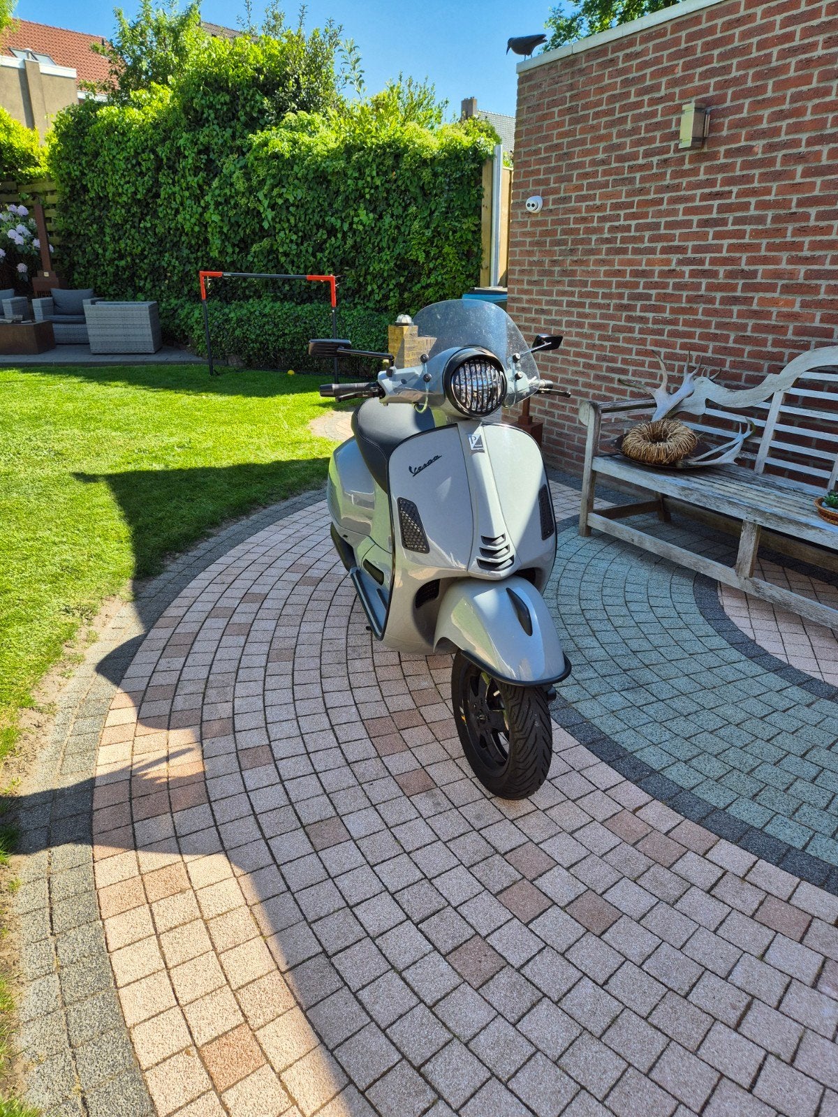 Vespa 300cc Supertech nardo grey, Motoren, Motoren | Piaggio, Scooter, Particulier, Automaat, ABS