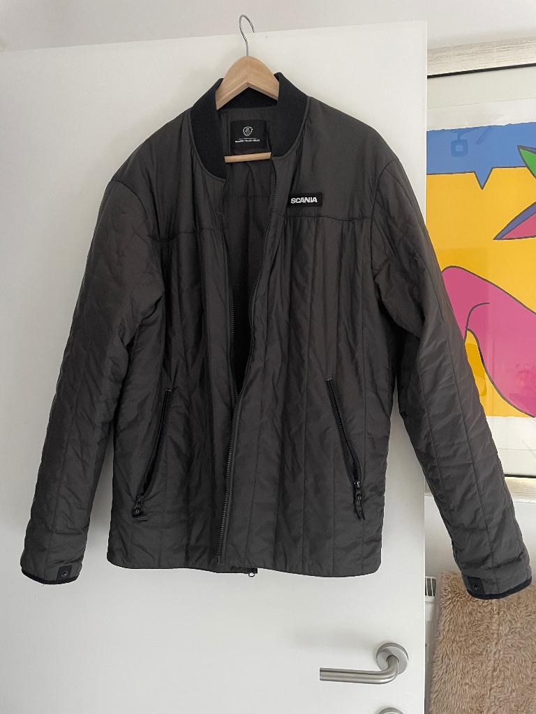 Scania jas, Ophalen of Verzenden, Zo goed als nieuw, Maat 56/58 (XL), Beige