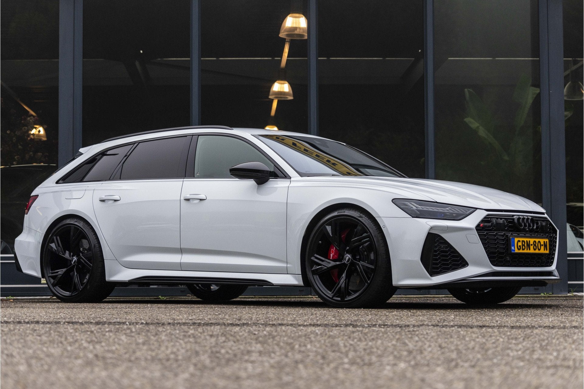 Audi RS6 Avant RS 6 TFSI quattro (bj 2020, automaat), Auto's, Automaat, Dealer onderhouden, Gebruikt, Leder