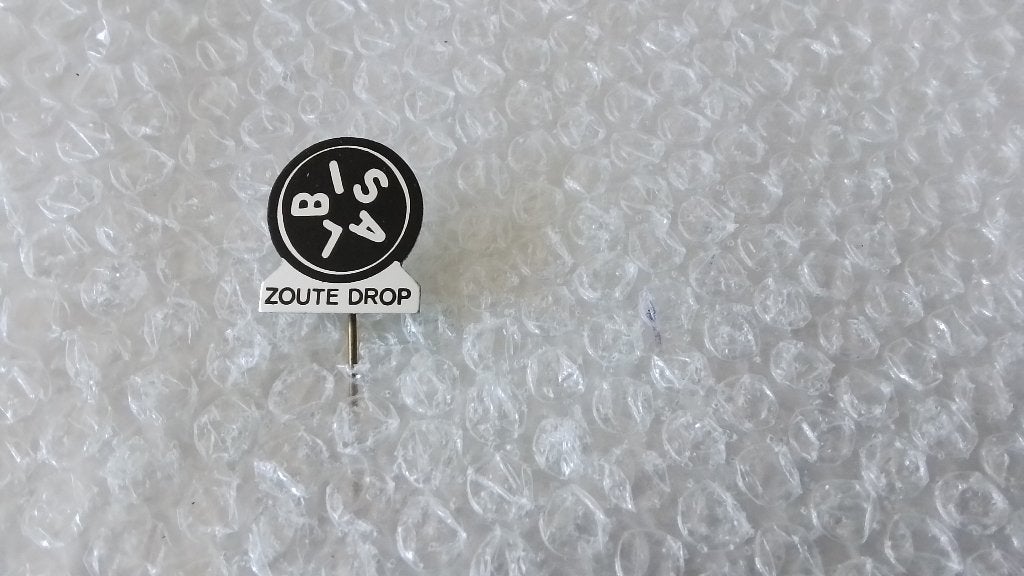 Speldje bisal zoute drop, Verzamelen, Speldjes, Pins en Buttons, Ophalen of Verzenden, Zo goed als nieuw, Overige onderwerpen