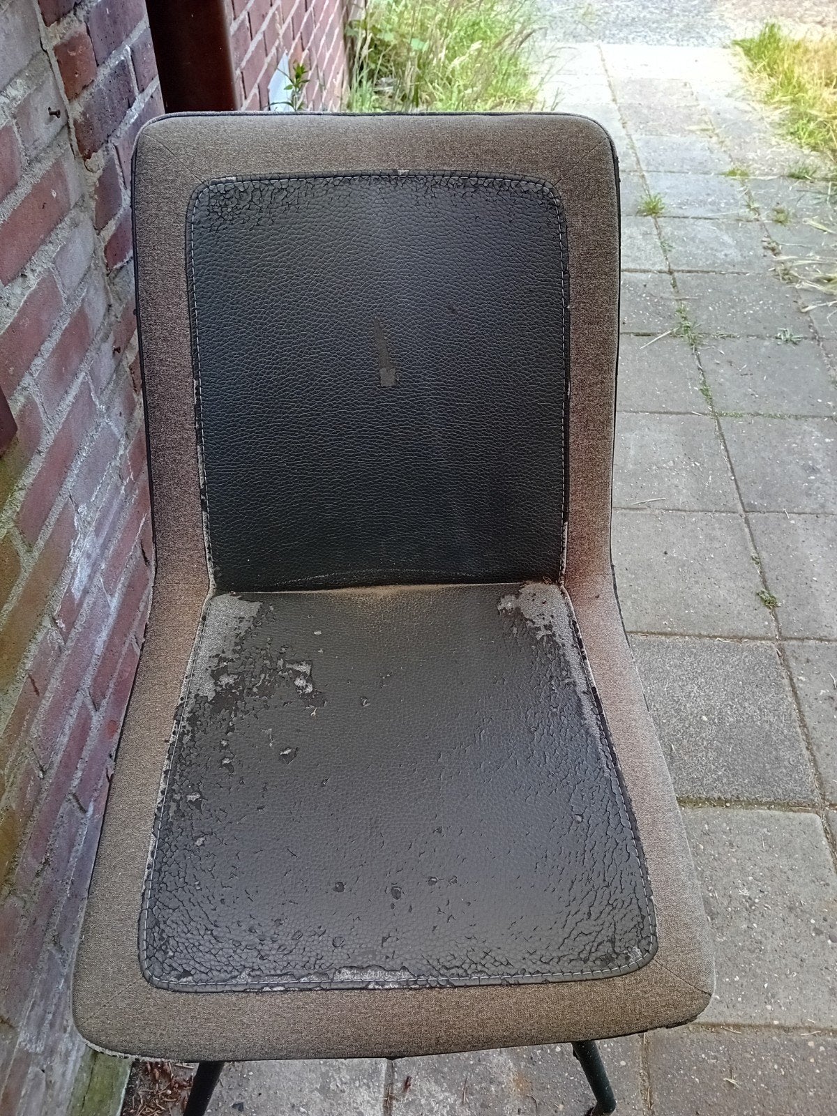 2 gratis stoelen, Ophalen