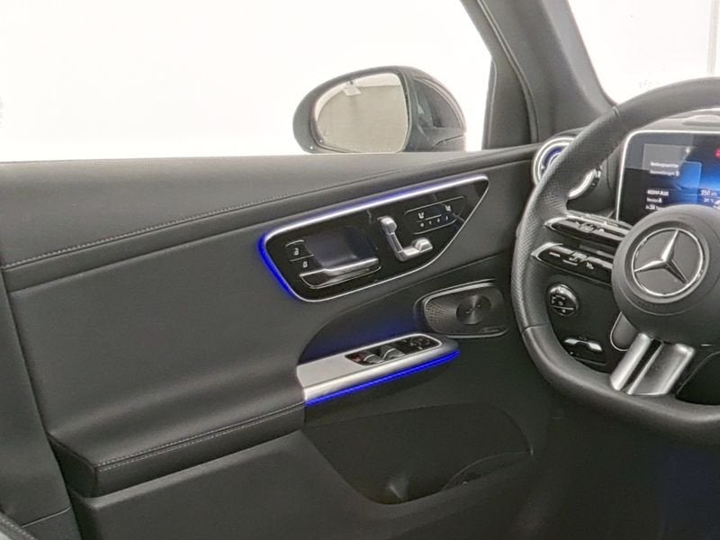 Mercedes-Benz GLC 300 e 4MATIC AMG Plug-In Hybride AMG Line, Auto's, Automaat, Zwart, Plug-in hybride, Vierwielaandrijving
