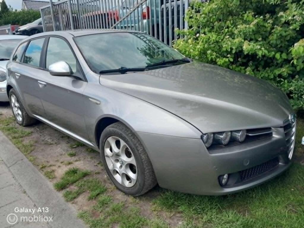 Alfa Romeo 159 Sportwagon 1.9 JTS Distinctive ONDERDELEN, Gebruikt, Alfa Romeo, Alfa Romeo